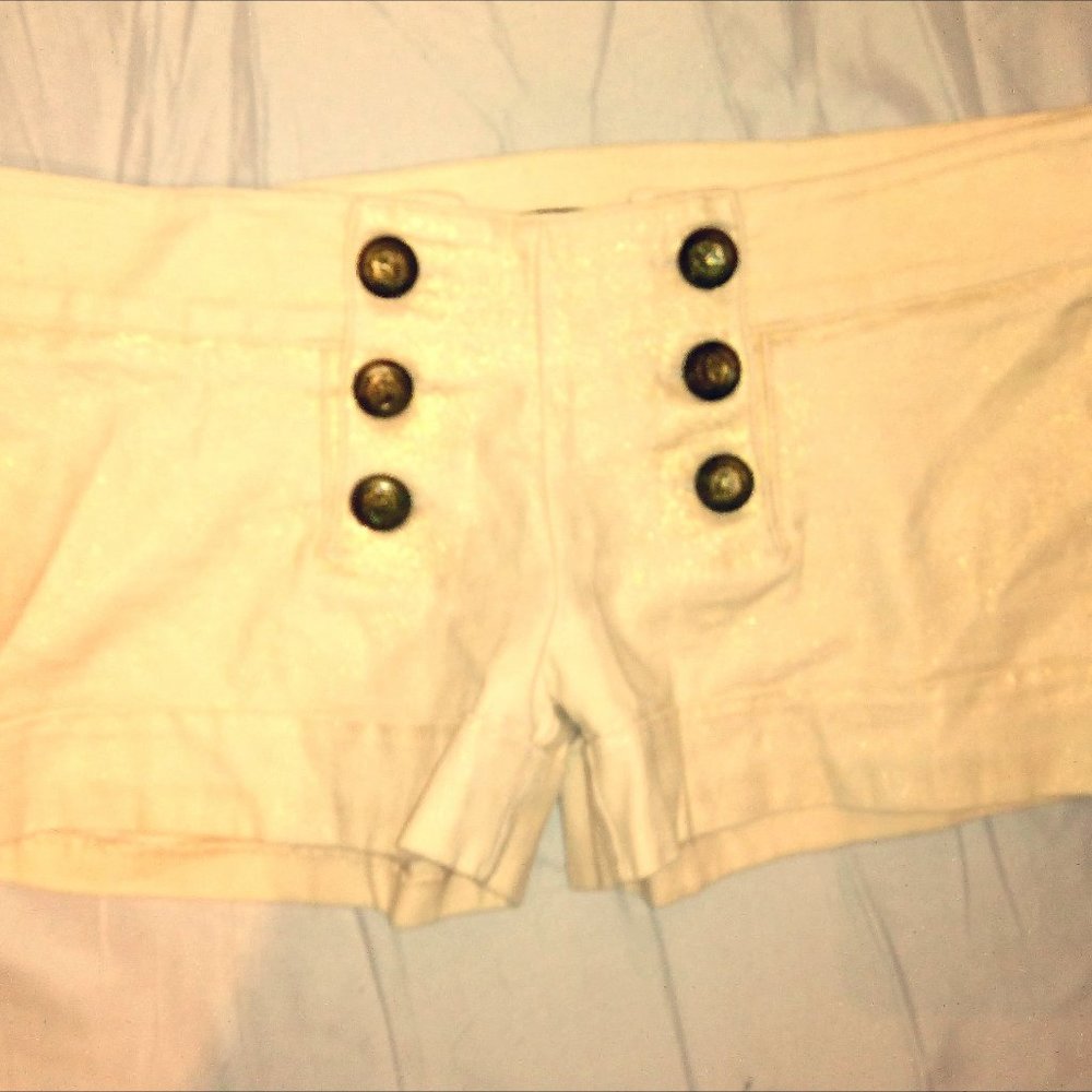 Urban Behaviour SHorts